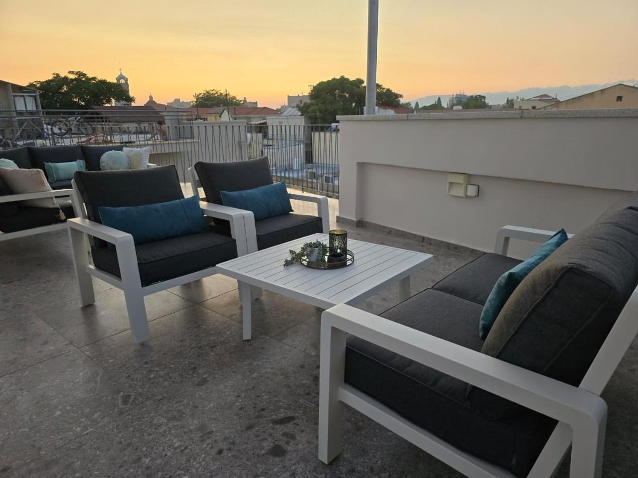 Martin Nicosia City Suites Kültér fotó