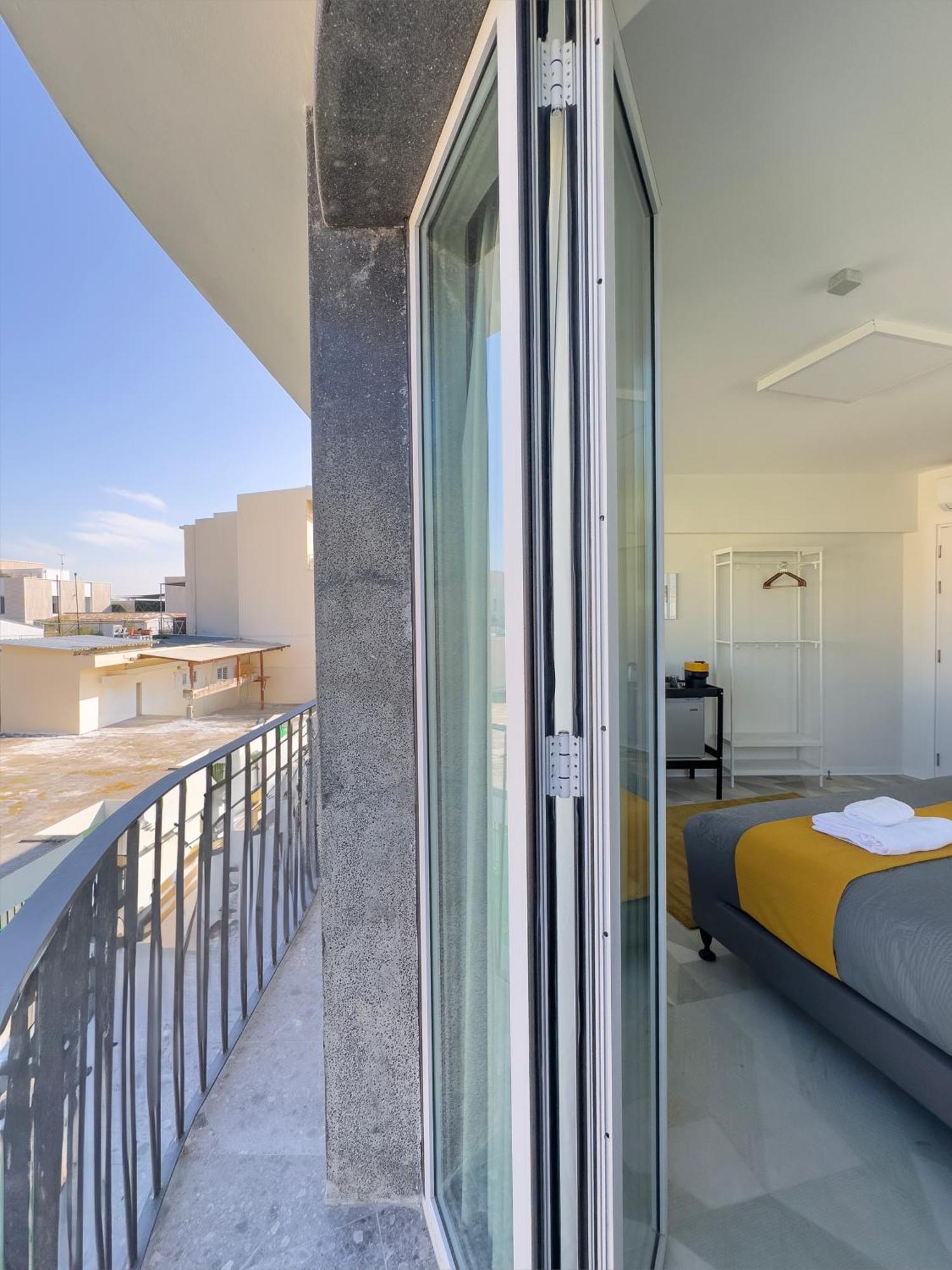 Martin Nicosia City Suites Kültér fotó
